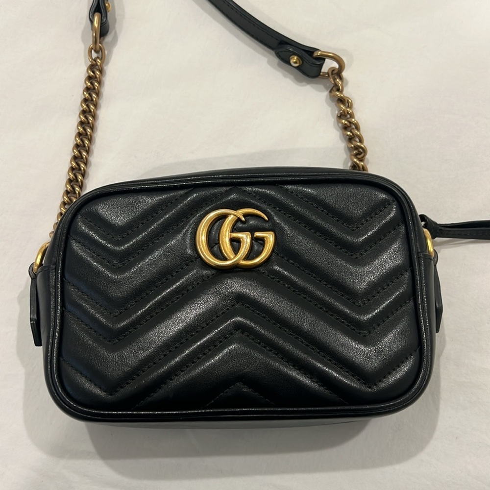 Gucci Black GG Marmont Camera small quilted leather shoulder bag